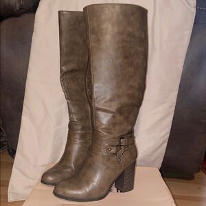 Elegant Tan Over the Knee Boots